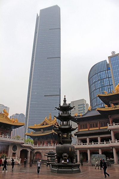 2017-04-07_153604 china-2017.jpg - Shanghai - Jingan Tempel